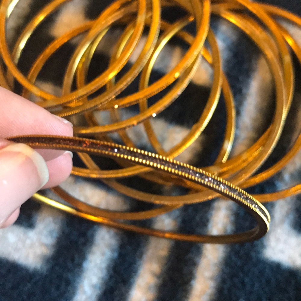 Gold bangles - Picture 2 of 2